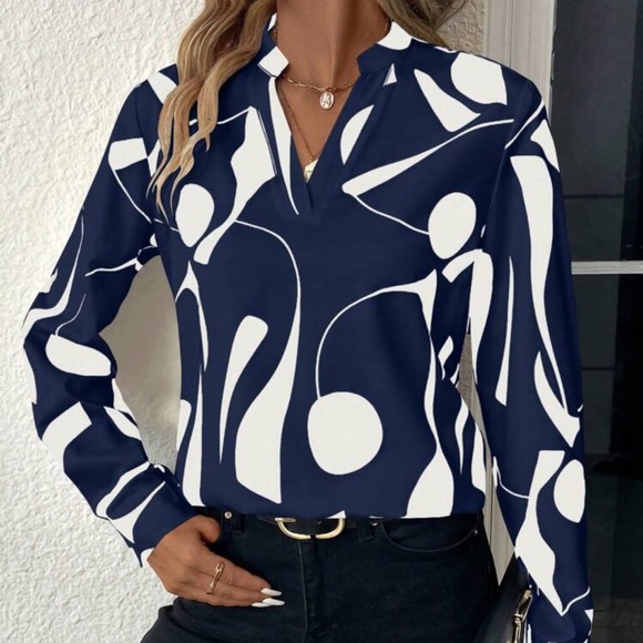 New Navy and White Abstract Top - Picture 3 of 7